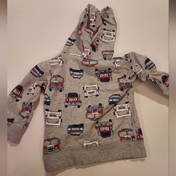 Carter's Toddler Boy 2 Piece Firetruck Hoodie and Jogger Set in Size 2T - Picture 4 of 7
